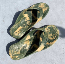 將圖片載入圖庫檢視器 漁夫夾腳拖(軍綠x米黃)