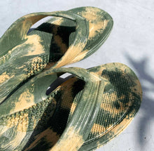 將圖片載入圖庫檢視器 漁夫夾腳拖(軍綠x米黃)